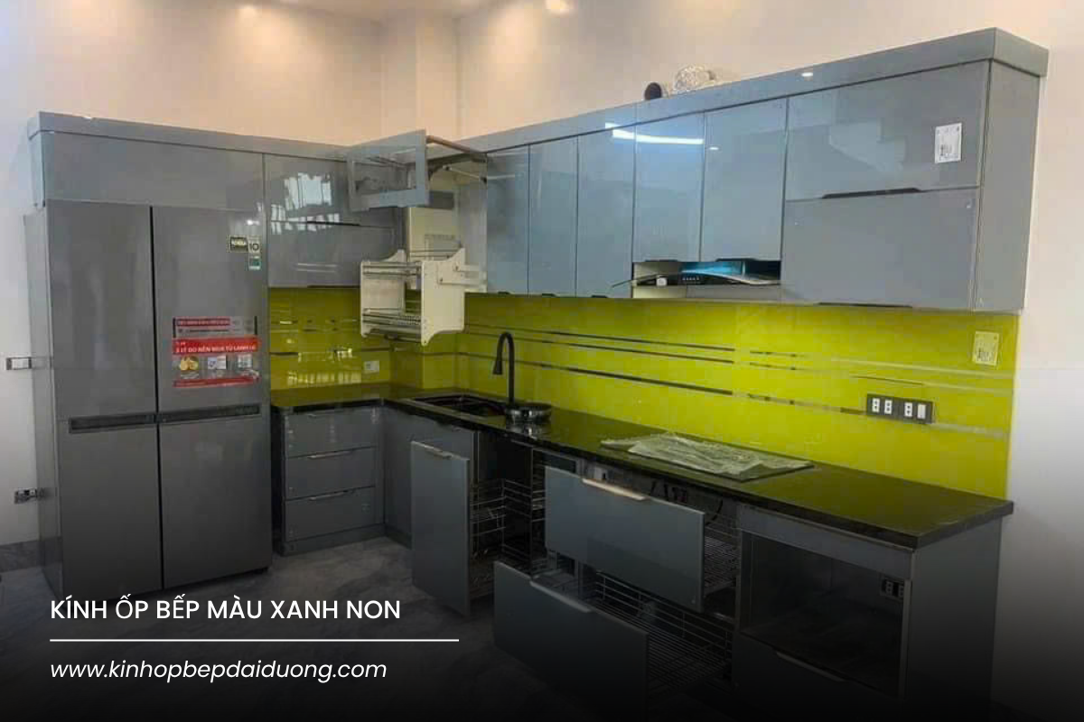Kính ốp bếp màu xanh non