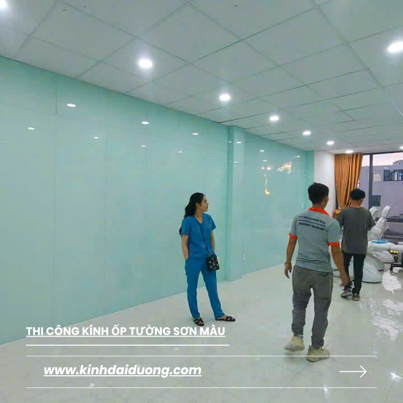 Thi Công Kính Ốp Tường Sơn Màu Phòng Phẫu Thuật 2 kính ốp tường sơn màu